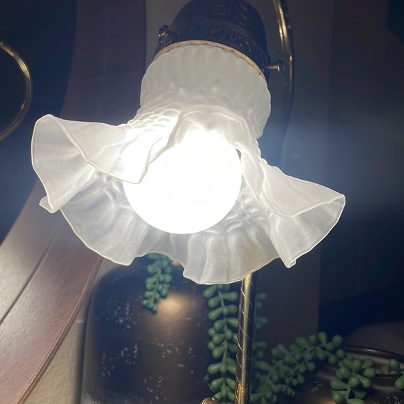 VTG Gooseneck Lamp Brass with Leaves - Picture 6 of 9